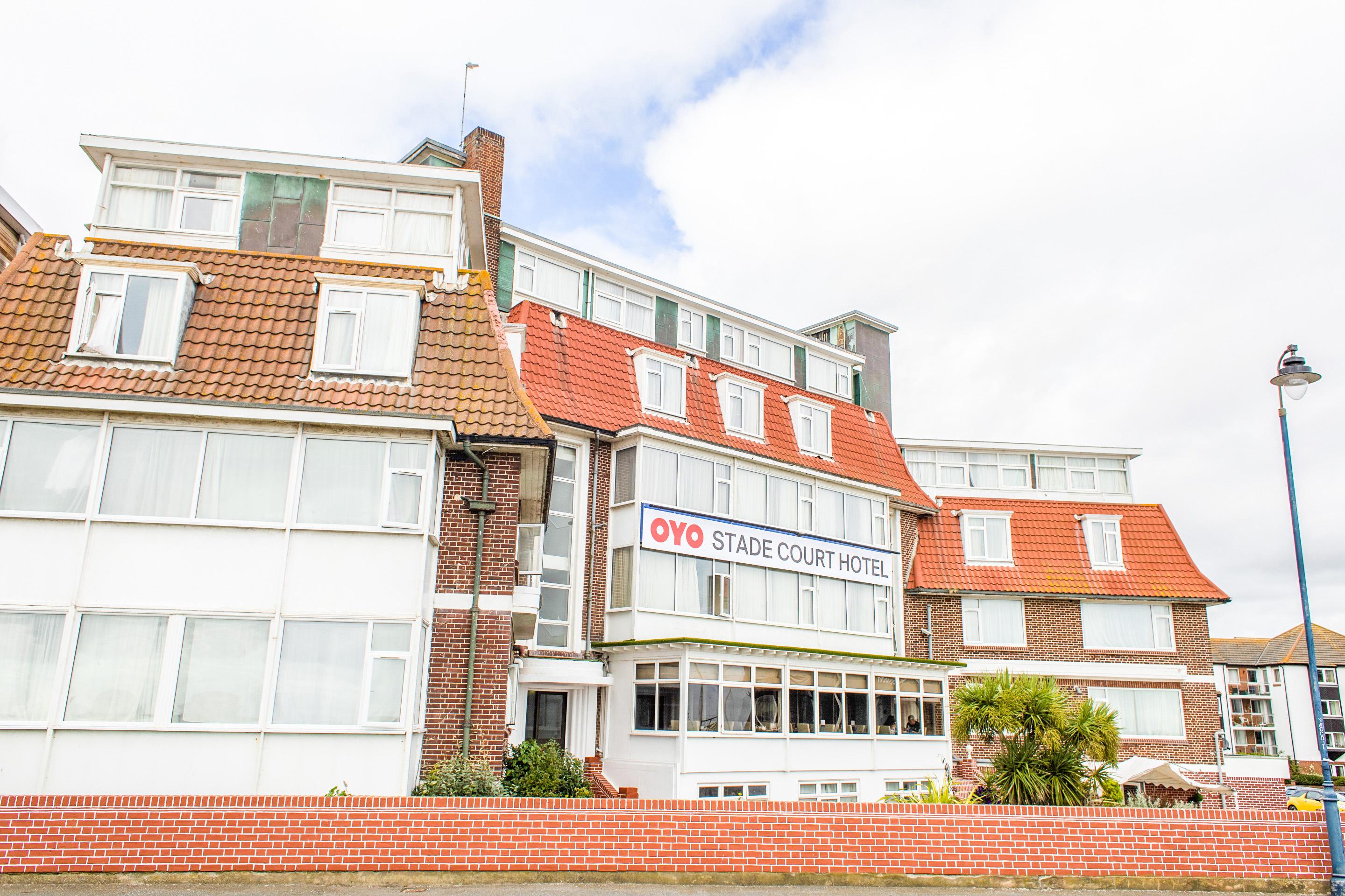OYO Stade Court Hotel Hythe  Exterior foto